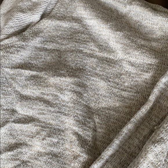 Sweaters - Picture 2 of 4